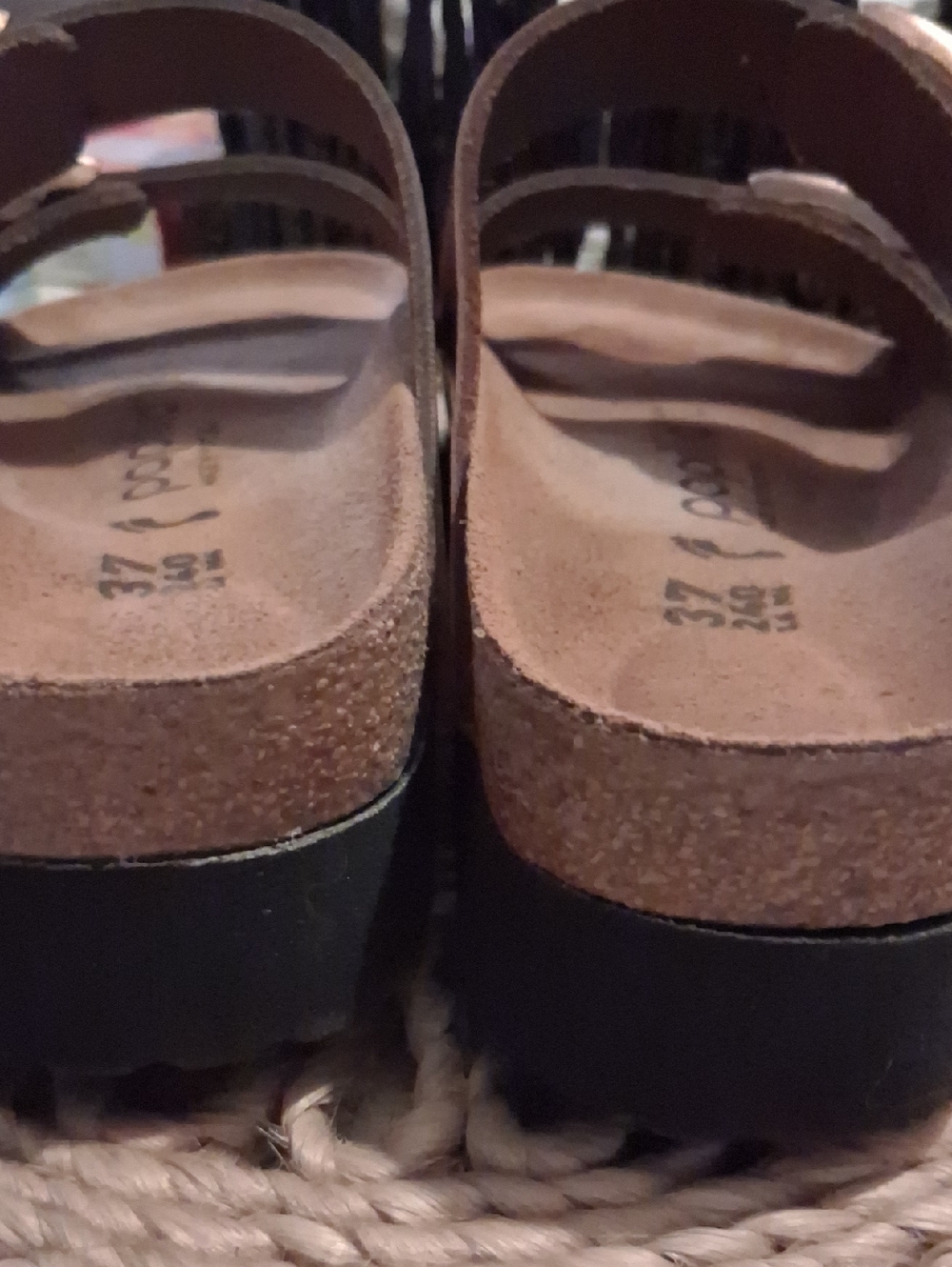 Birkenstock Metallic Rose Gold, Platform,Two-Strap Sandals, Size 37. - Picture 10 of 12